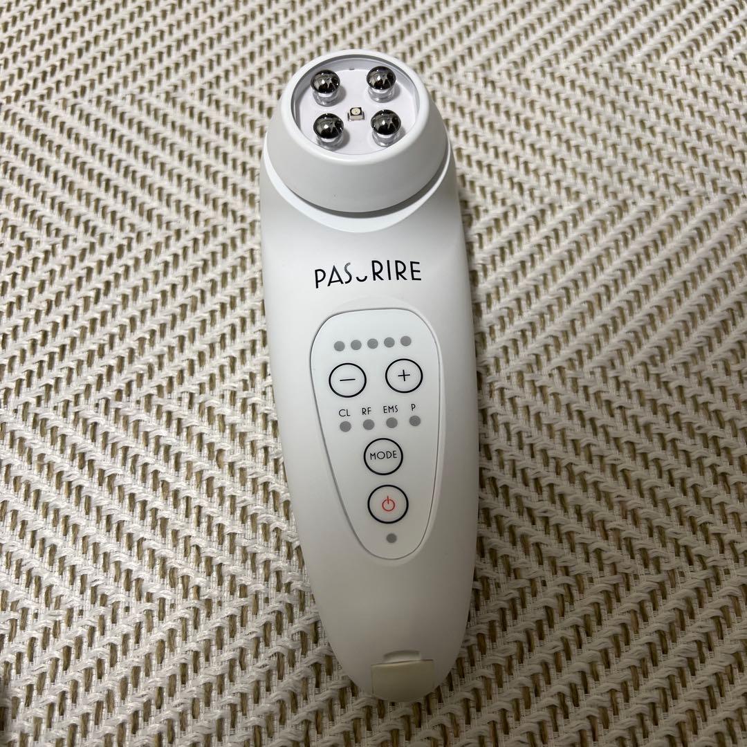 PAS・RIRE 美顔器 EMS RF機能付き　定価15万