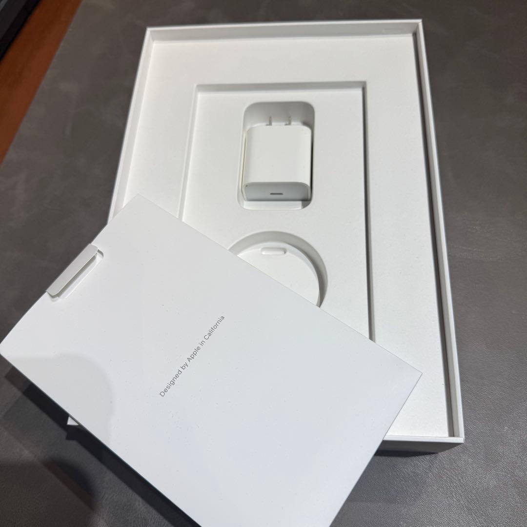 【128GB 極美品】Apple iPad 本体 スペースグレー
