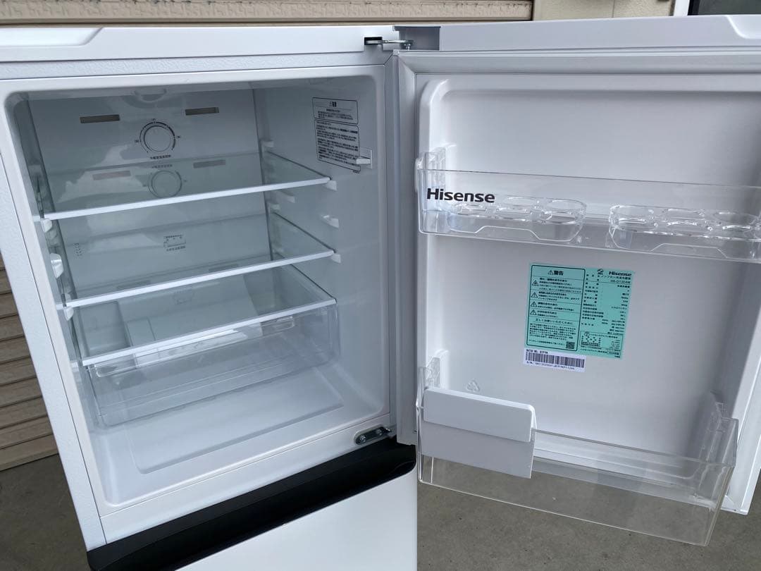 【美品】Hisense 冷蔵庫 135L HR-D13E4W 2025年製