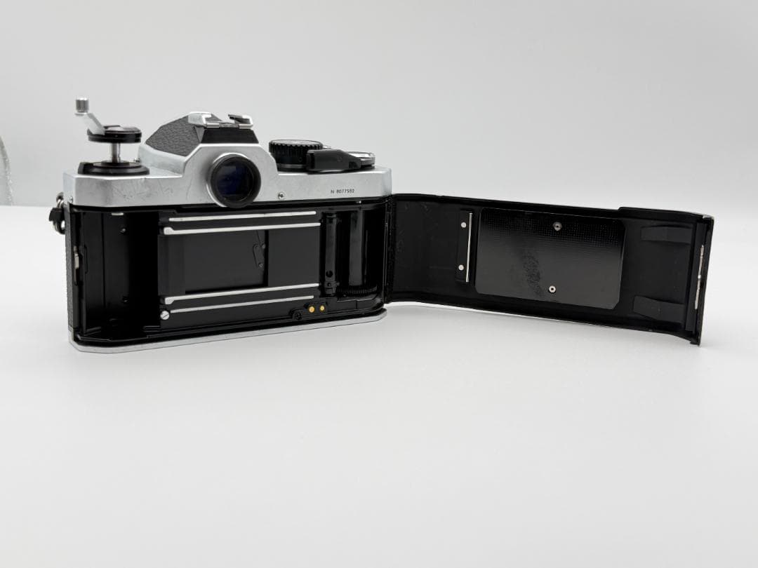 Nikon New FM2 後期 N8番台 アルミシャッター シルバー ボディ